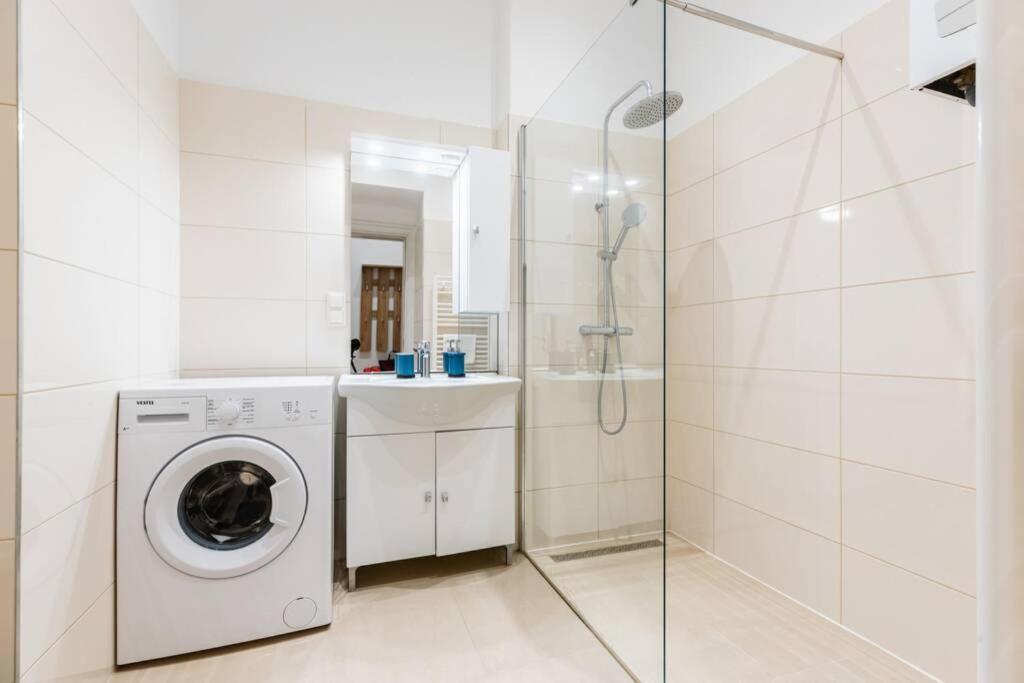 Family Apartment Next To Danube River Wien Ngoại thất bức ảnh