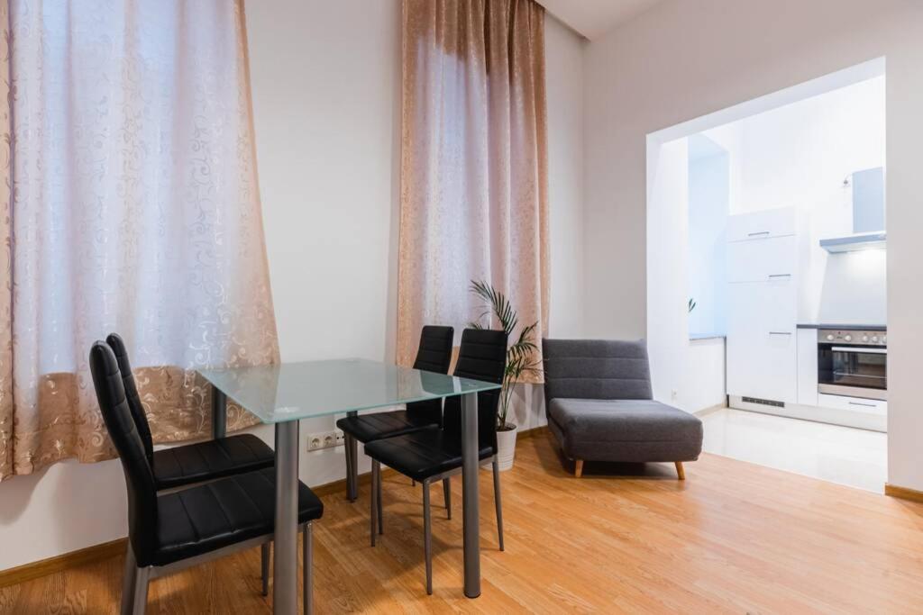 Family Apartment Next To Danube River Wien Ngoại thất bức ảnh
